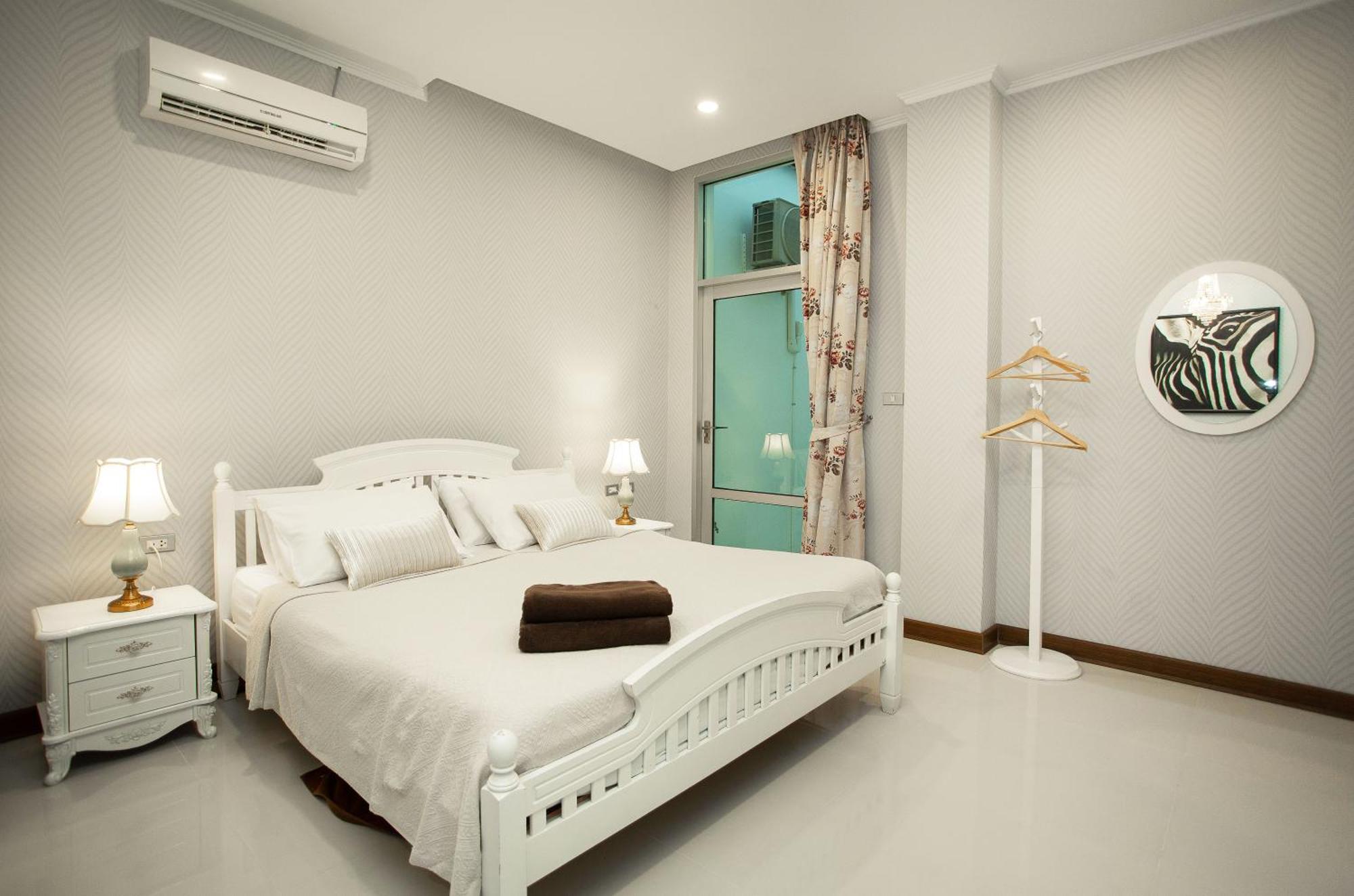 Nagawari Art Maldives Pattaya Villa Na Chom Thian Ngoại thất bức ảnh